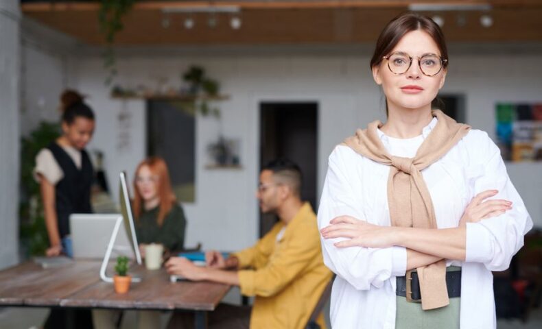 起業に向いてる人の7つの特徴を示すイメージ｜女性経営者が成功するための共通点